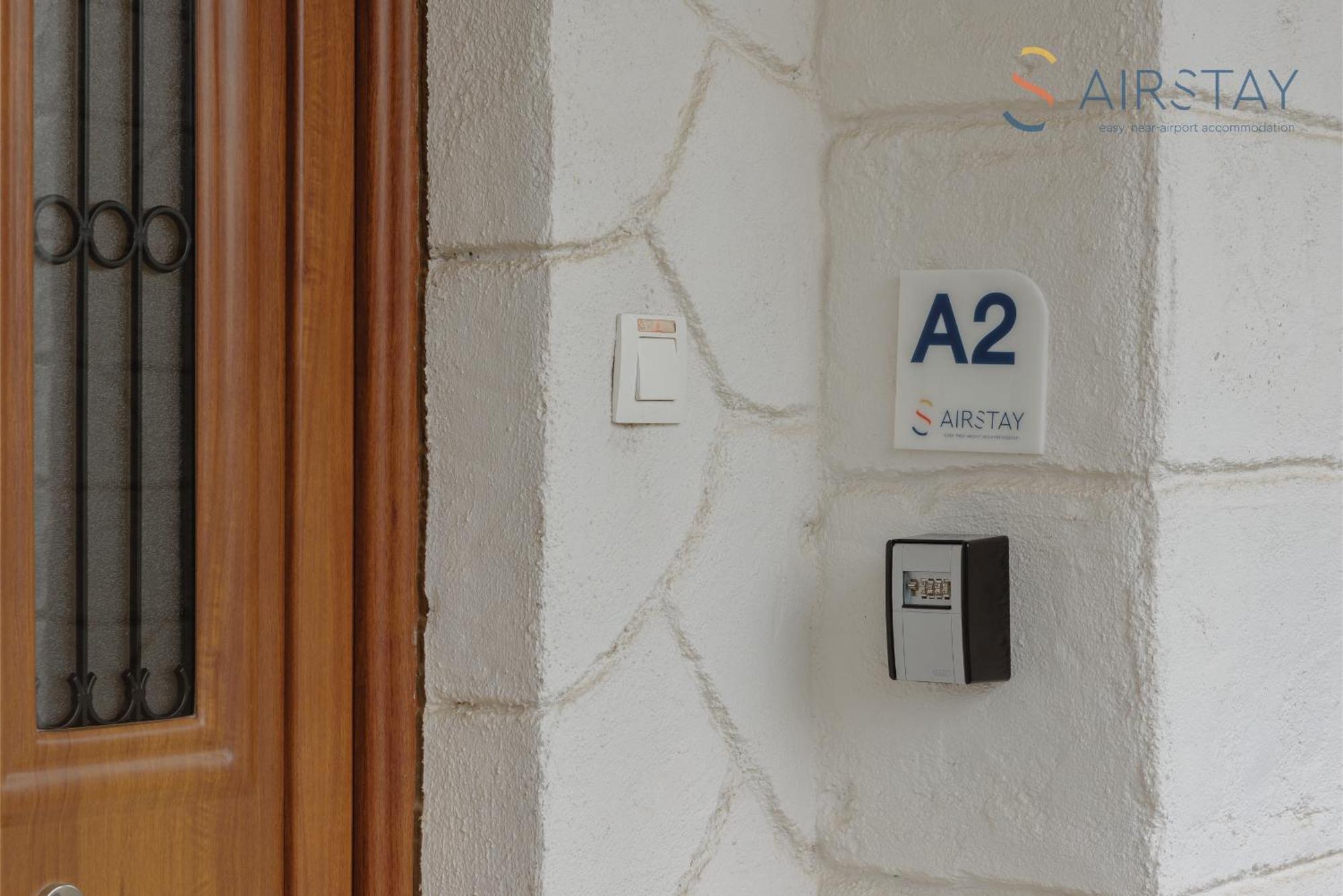 Ryze Apartments Airport By Airstay Αρτέμιδα Εξωτερικό φωτογραφία