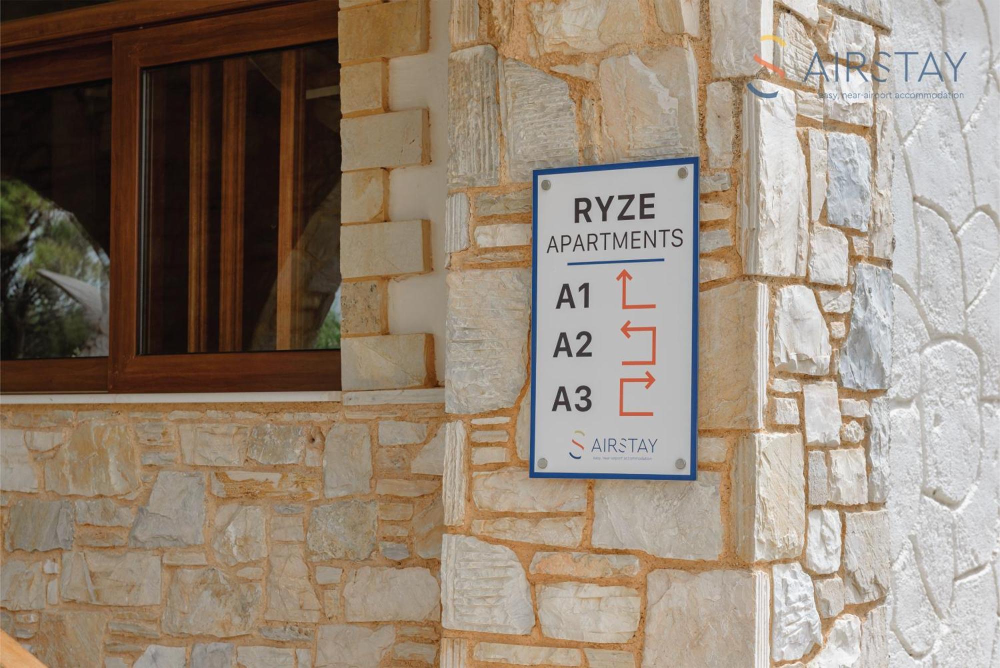 Ryze Apartments Airport By Airstay Αρτέμιδα Εξωτερικό φωτογραφία