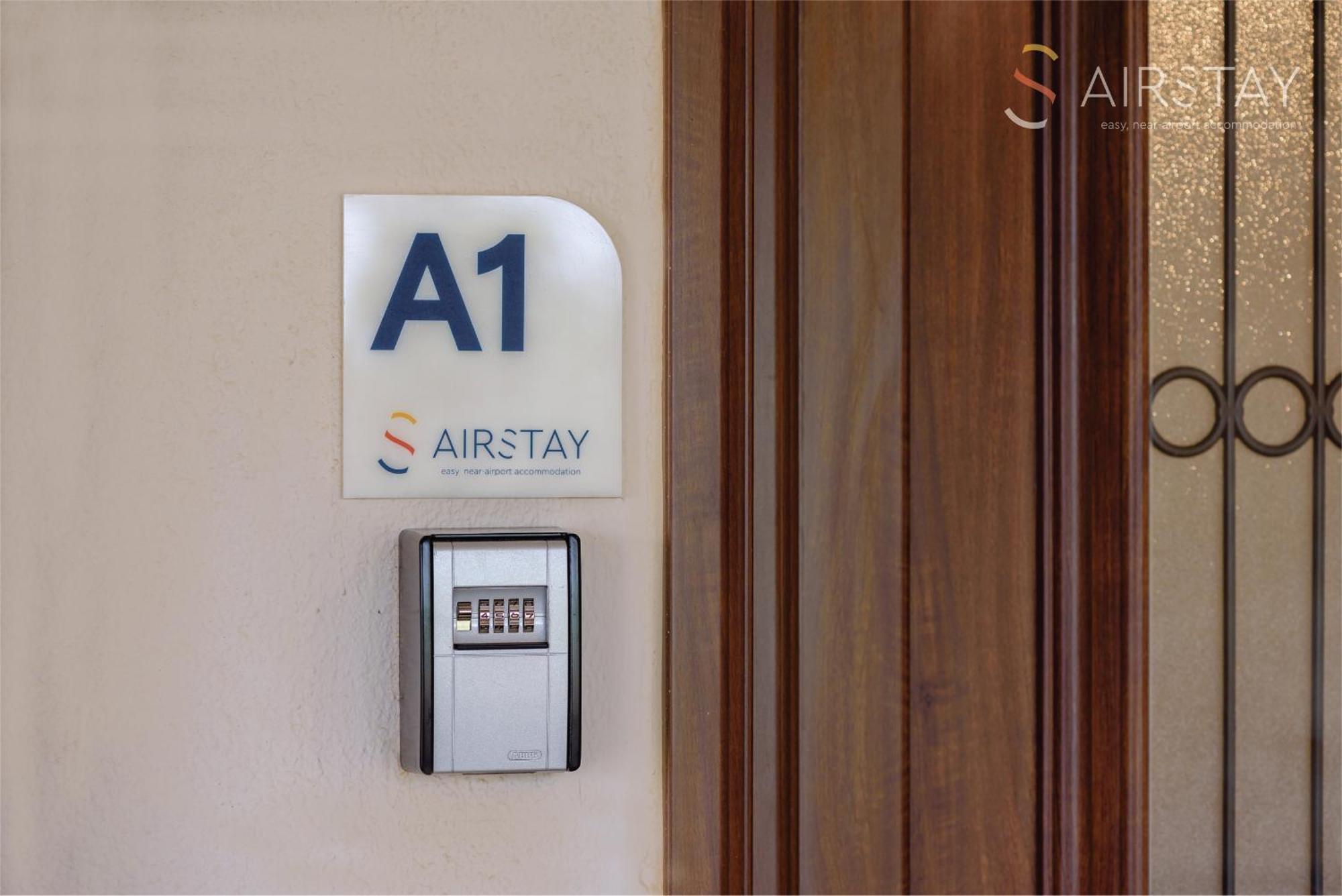 Ryze Apartments Airport By Airstay Αρτέμιδα Εξωτερικό φωτογραφία